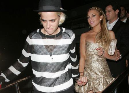 lindsay-lesbian