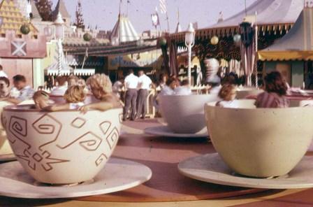tea-cup-ride