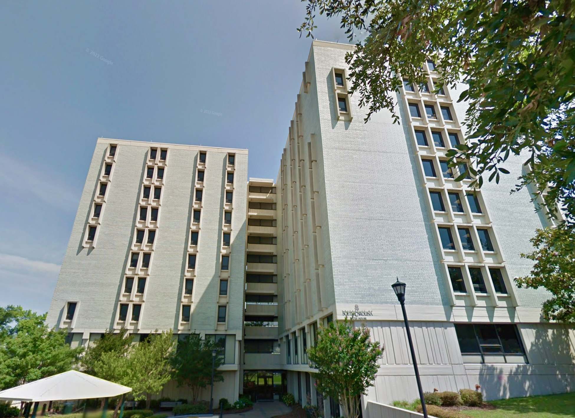 Roach 'Infestation' At University Of South Carolina - Vimarsana News