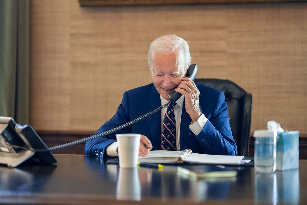 Joe Biden Boasts Huge Third Quarter Fundraising Haul - Vimarsana News
