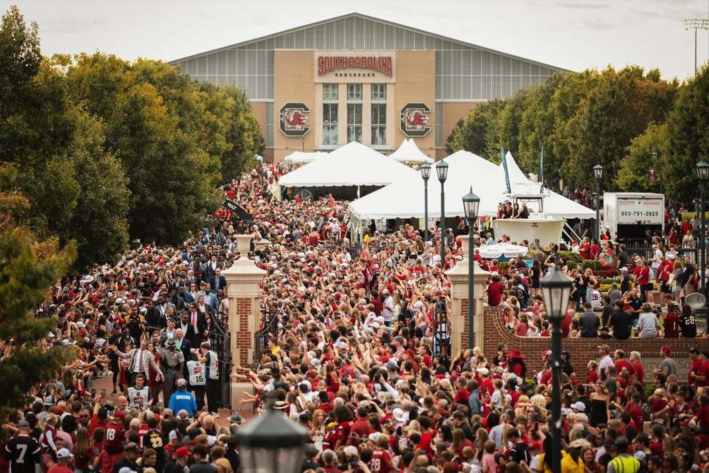 Guest Column: Gamecock Fans Must 'Demand Better' - Vimarsana News