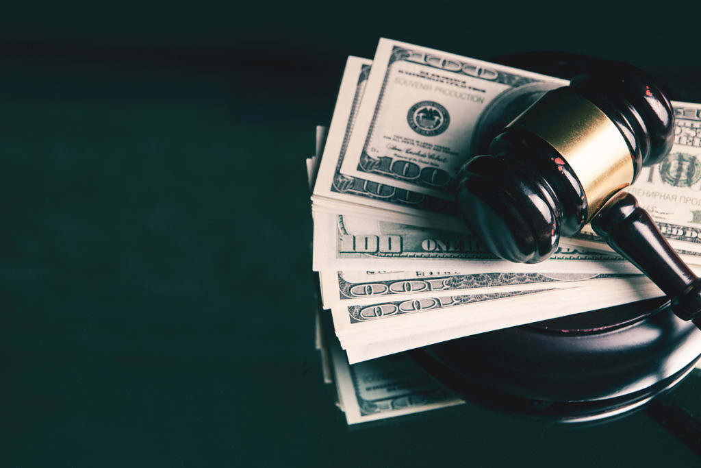 Vying for Alex Murdaugh's Money: 15 Claims, $160 Million - Vimarsana News