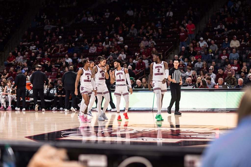 Undefeated South Carolina, Clemson Men's Hoops Teams On Collision Course - Vimarsana News