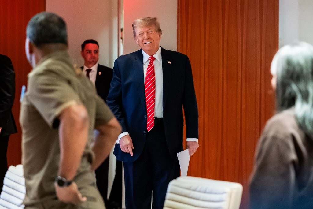 Another 'First In The South' Poll Shows Donald Trump Cruising - Vimarsana News