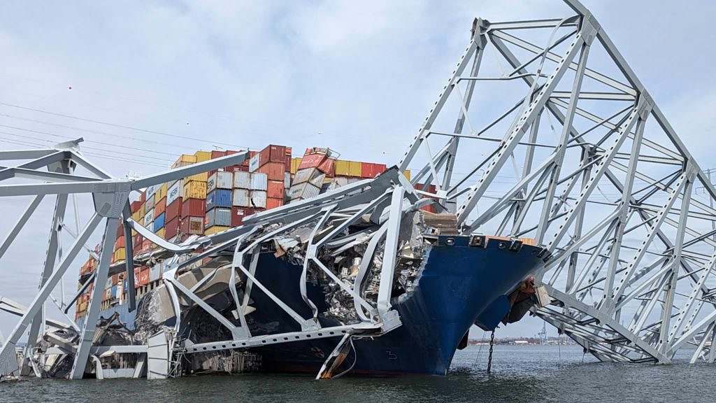 Black Swan? Baltimore Bridge Collapse Exacerbates Global Shipping Crisis - Vimarsana News